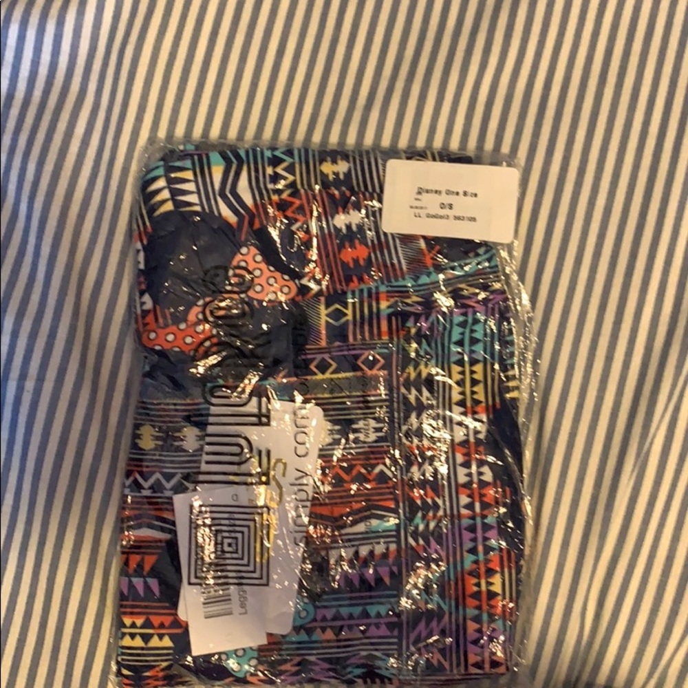 Lularoe Disney OS leggings